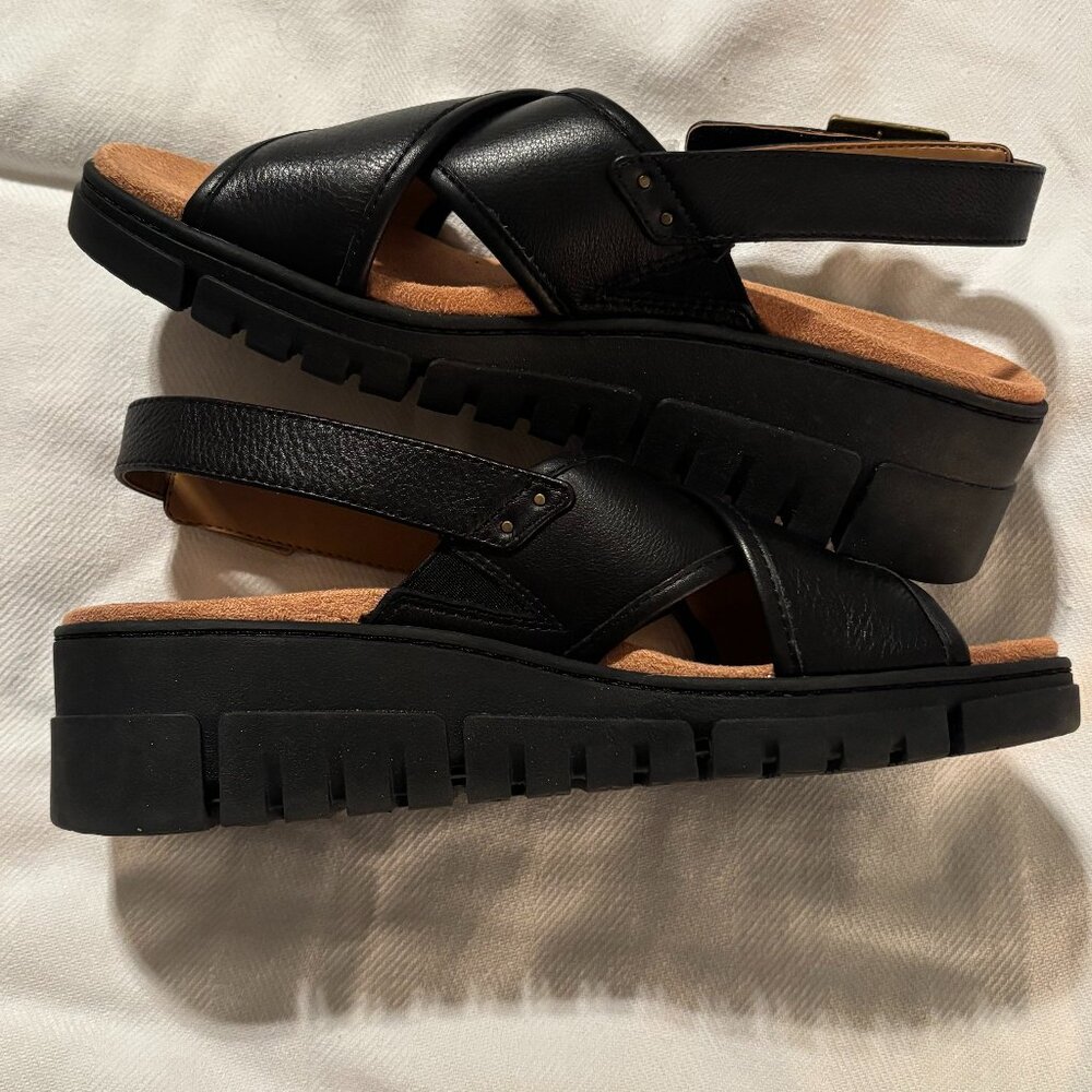 Vionic Uptown Sonoma Sandals